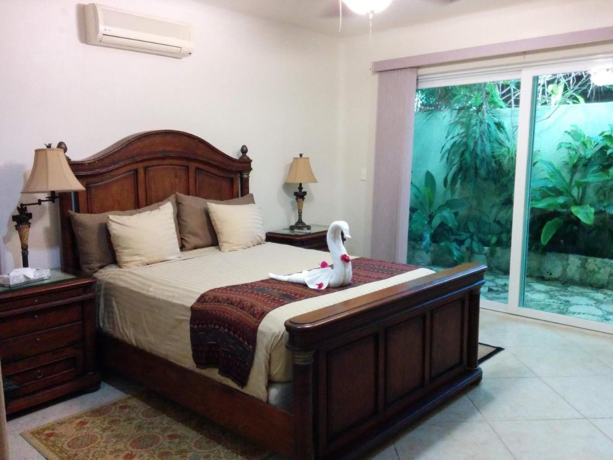 Casa Beard, Spacious Guest House With High Speed Wifi & Pool. Playa del Carmen Eksteriør billede